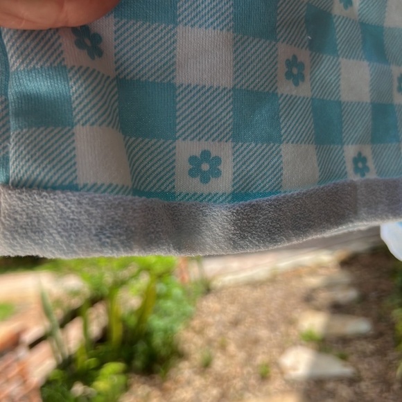 Ivory ella Gingham Printed Shorts, 2 front pockets, rolled bottom, drawstring - Picture 5 of 10